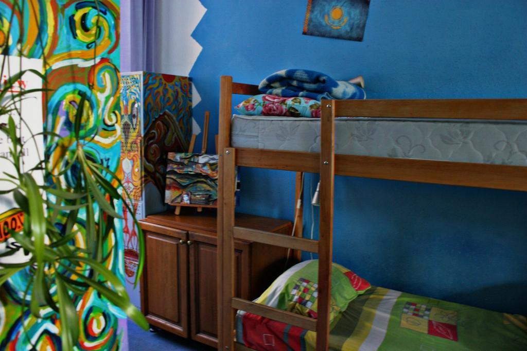 Magic Bus Kiev Hostel الغرفة الصورة