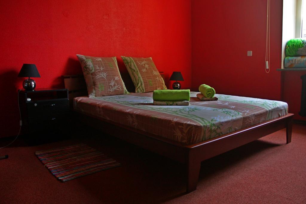 Magic Bus Kiev Hostel الغرفة الصورة